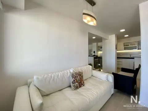 Hermoso apto. en Edificio de categoria!