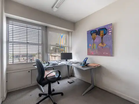 ALQUILER OFICINA 336 m² con 2 cocheras – 25 de Mayo 430 – Microcentro