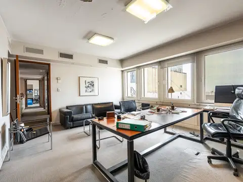 ALQUILER OFICINA 336 m² con 2 cocheras – 25 de Mayo 430 – Microcentro