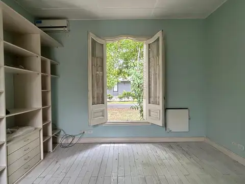 Casa en Alquiler con 1 cochera