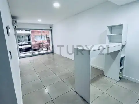 Departamento 2 ambientes con cochera en venta Tigre