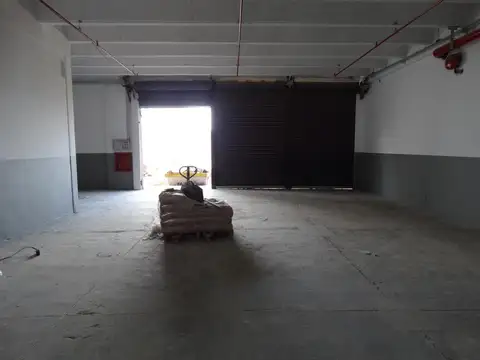 Galpon en Alquiler en Florencio Varela, USD 4.704