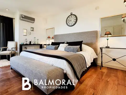 Importante casa en alquiler frente al mar