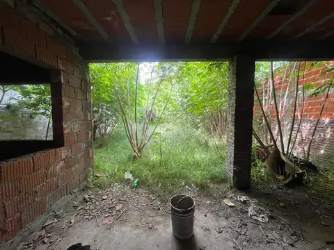 Uruguay  a metros de ruta 25 y panamericana