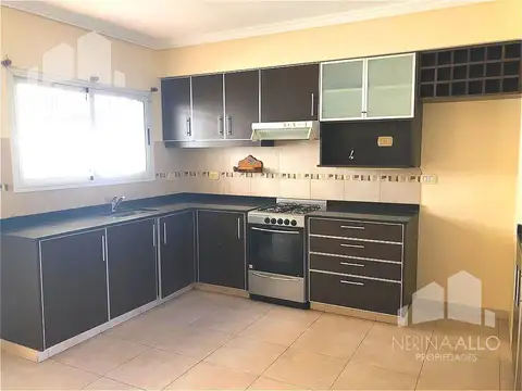 Casa en Venta en Ituzaingo, USD 270.000