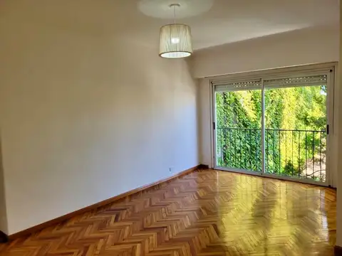 APTO CRÉDITO - IMPECABLE 3 AMB. CON EXCELENTE UBICACIÓN