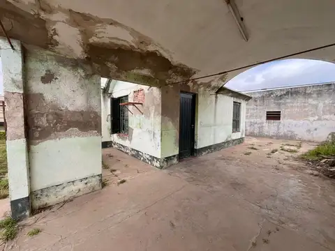 Casa 3 ambientes con 1 baño