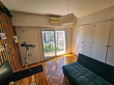 Venta depto 4 amb con dependencia balcón Belgrano