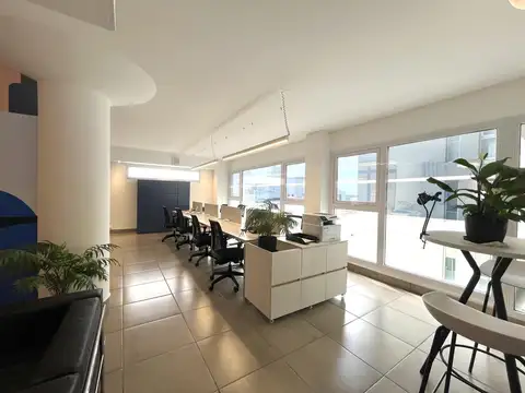 Venta Oficina en Belgrano 80 m2 muy luminosa con renta