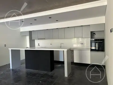 Venta Departamento 4 Ambientes Barracas