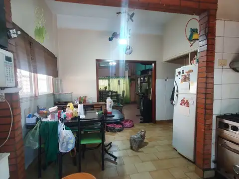 Depto Tipo Casa 4 ambientes con 2 baños