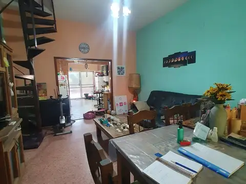 Depto Tipo Casa en Venta en Lanus Oeste, USD 79.000