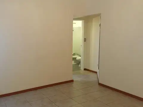 ALQUILER 2 amb Lateral Subte A Mts Av. Rivadavia