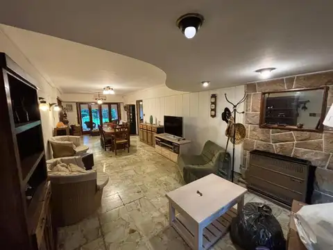 Manuela Pedraza 1300