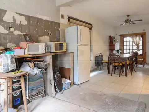 Falucho al 300,entre Plumerillos y Cnel. Bogado