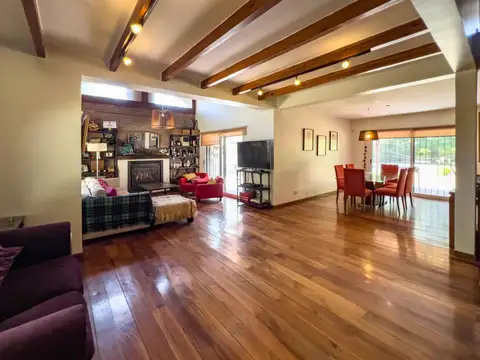 Casa en venta · 5 ambientes · Parque Leloir  Ituzaingo