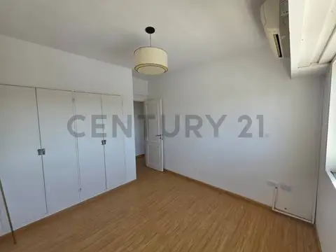 Departamento en Alquiler de 4 ambientes