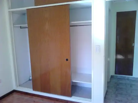 Departamento en Alquiler en Ramos Mejia Sur, $ 550.000