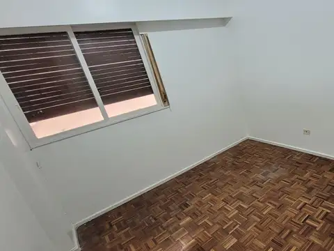 Teniente Benjamín Matienzo 1500, Piso 4