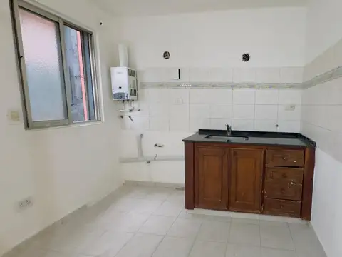 Camino Real Moron 100, Piso 1