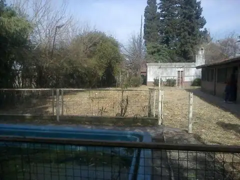 LOTE CON CASA A REFACCIONAR