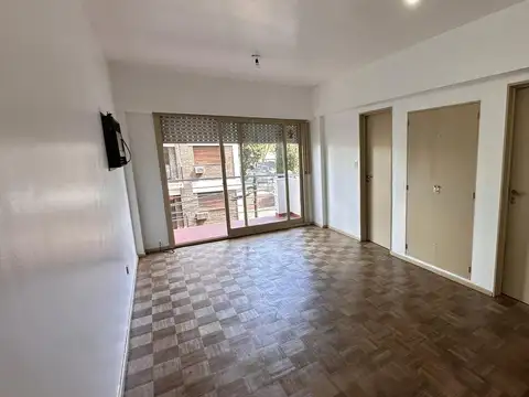 Rawson  al 2500. Olivos