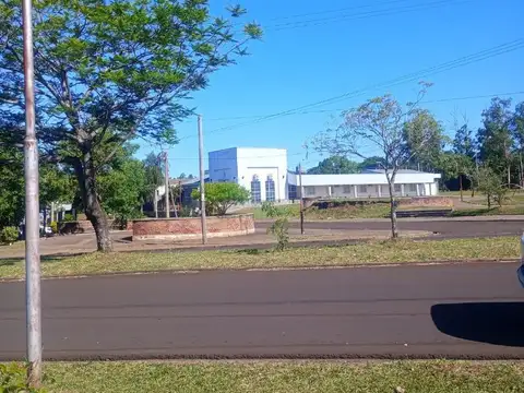 (V6) Hermoso terreno sobre avenida en Villa Lanús