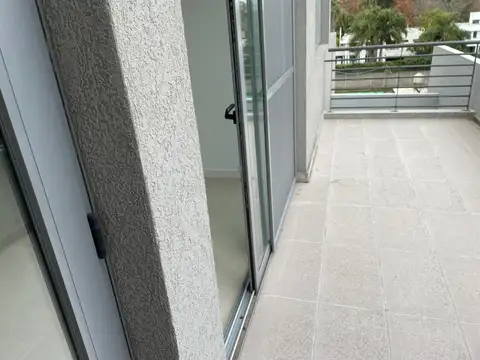 Hernando de Magallanes al 1400  - Panam. Ramal Pilar Km 38