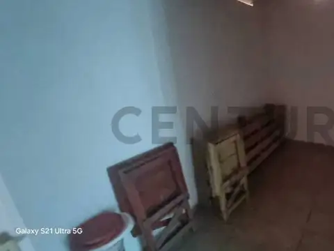 Juan Larrea 1700, Piso 0