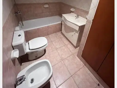 Departamento en Venta en Villa Luzuriaga, USD 98.000