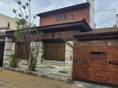 Casa  en Venta en Ramos Mejia