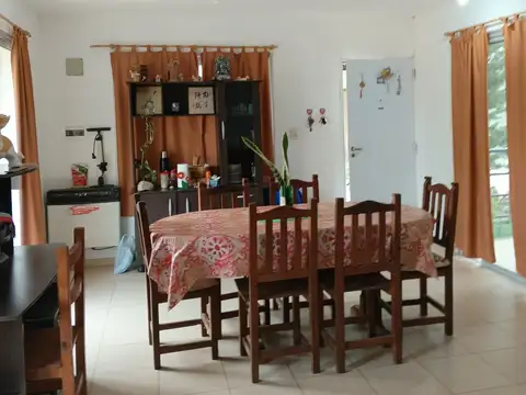 Liniers 900, Piso PB