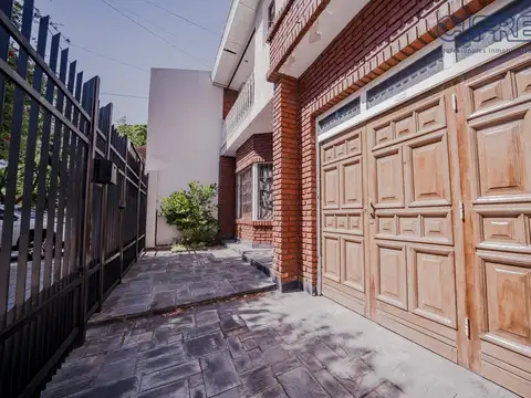 Casa en Venta en Villa Pueyrredon, USD 399.000