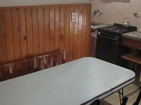 Av. VII 100, Piso 1º