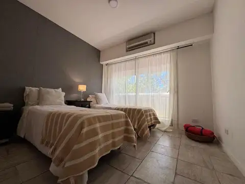 Departamento en Alquiler Temporal con 1 cocheras