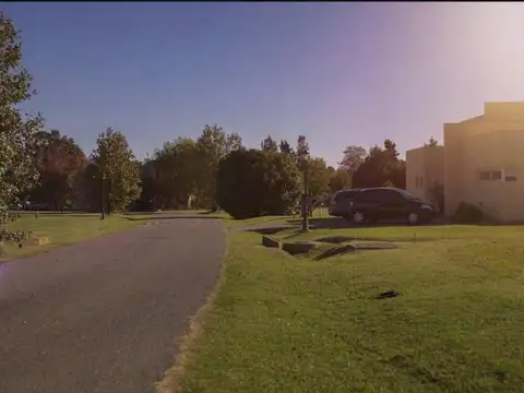 Venta Lote - Barrio Privado Los Alcanfores / Pilar - Apto Crédito