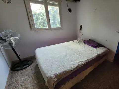 Casa con departamento y garage Zona Centro