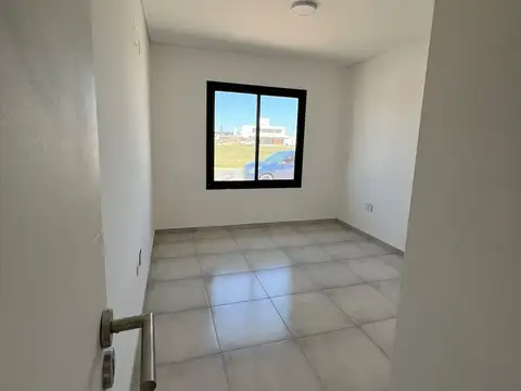 Casa en Alquiler en Manantiales, $ 850.000