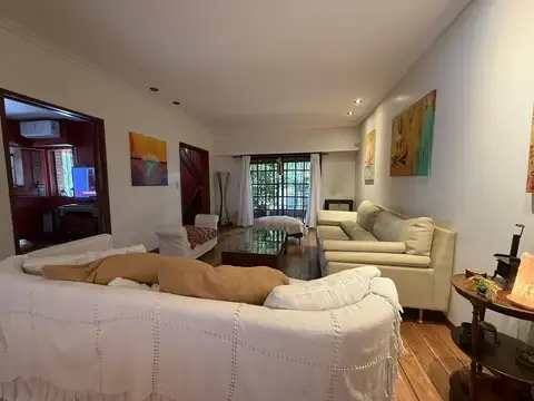 Casa - 3 plantas - Garage - Esquina