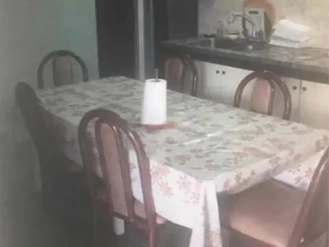 Casa en venta -  3 dormitorios 2 baños - 600 mts2 - Villa Gesell