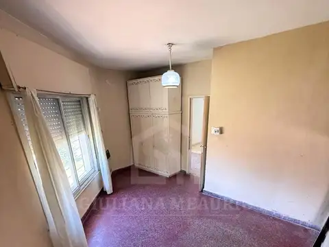 Casa en ALQUILER 2 amb. en Moron Sur