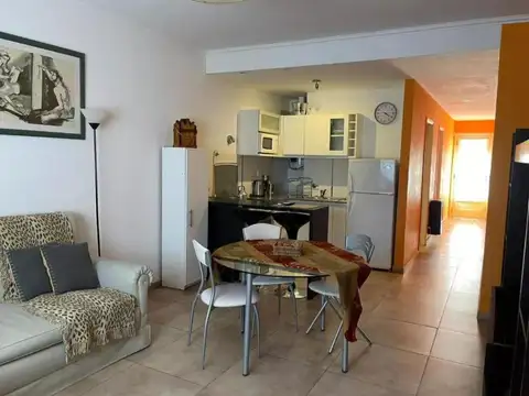 Depto Tipo Casa en Venta de 3 ambientes