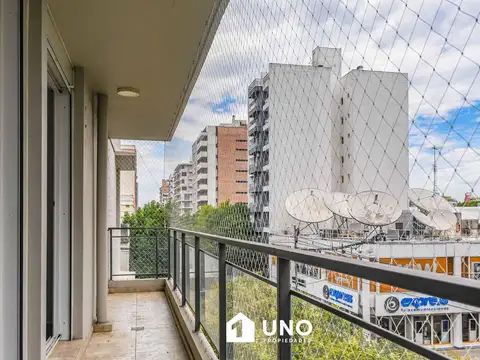 Departamento en Alquiler con 1 cocheras