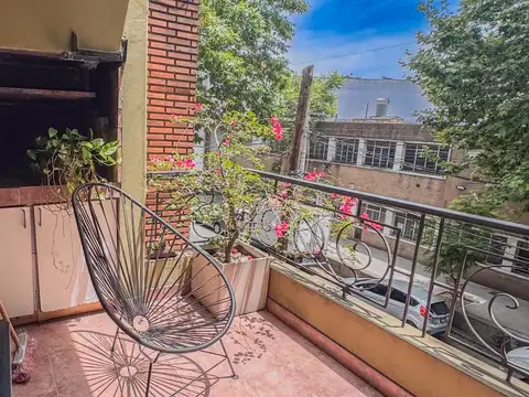 Casa en Venta con 4 cocheras
