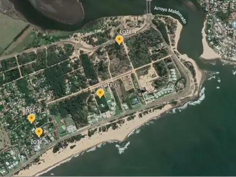 Terreno en Venta 100  mts Frente