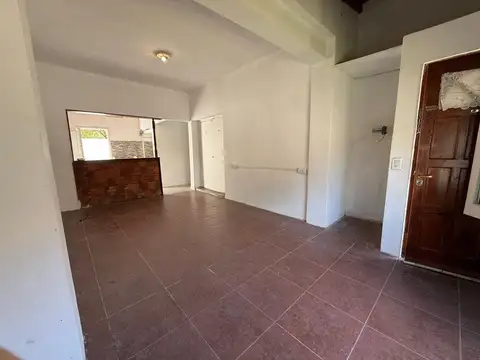 PH 2 AMBIENTES ALQUILER ITUZAINGO BRANDSEN /RATTI