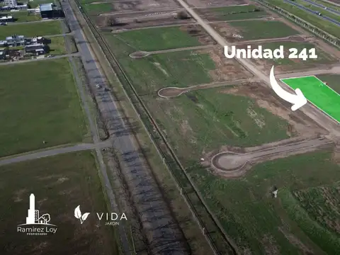 Terreno en Venta 44  mts Fondo