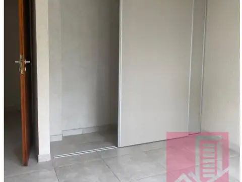 Departamento en Venta en Haedo Sur, USD 65.000