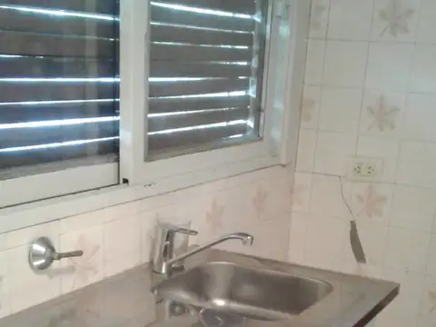 Del Valle Iberlucea 4400, Piso 1