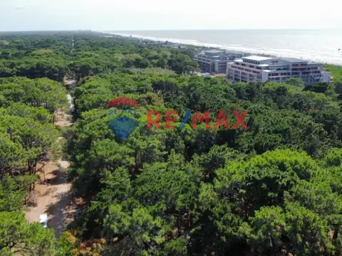 VENTA LOTE EN COSTA DEL ESTE A PASOS DEL MAR
